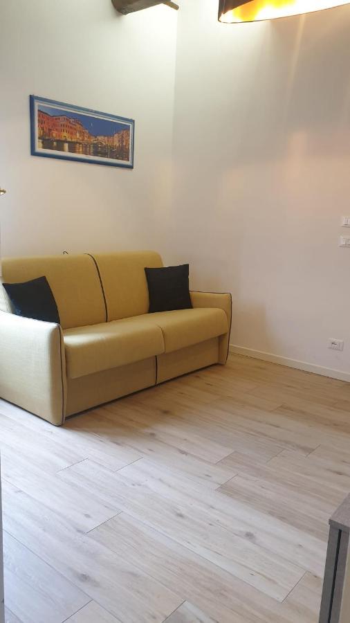 Snc1018 Modern Boutique Appartamento